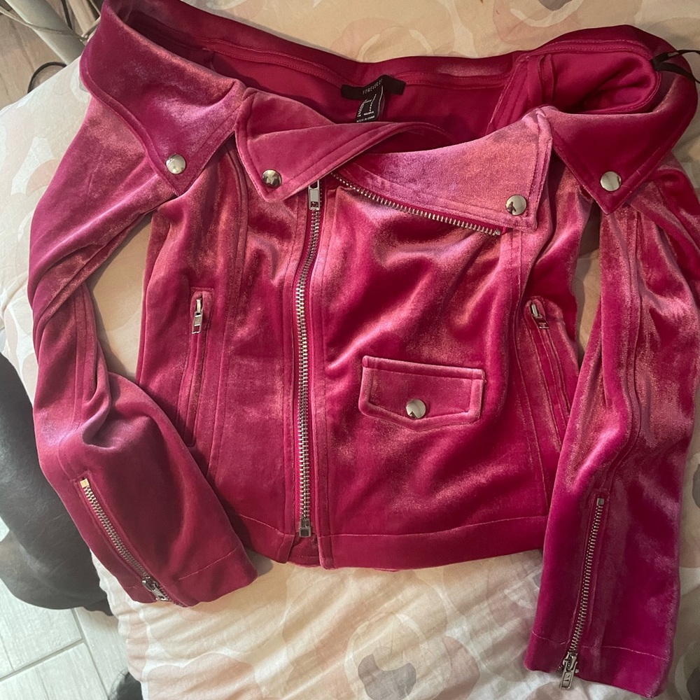 Velvet Hot pink cropped zipper and button blazer